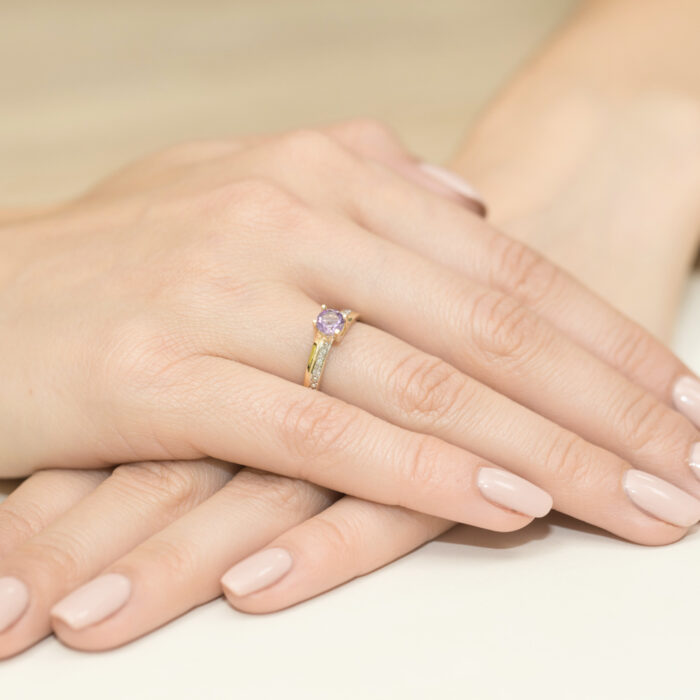 Pierścionek złoty z ametystem i diamentami BD-W106 - obrazek 4