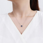 Naszyjnik srebrny serduszko szafirowe z cyrkoniami - obrazek 3