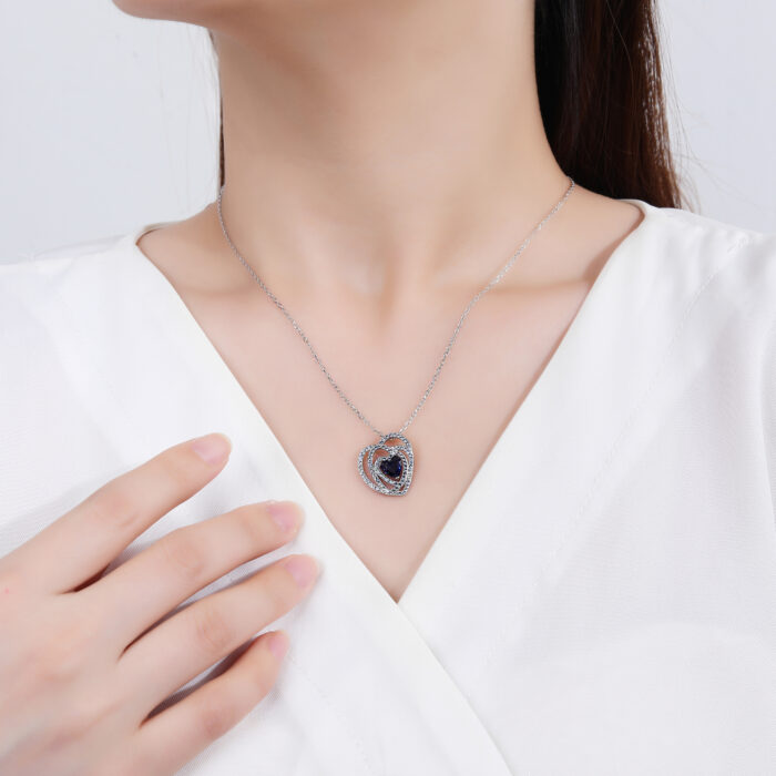 Naszyjnik srebrny serduszko z cyrkoniami - obrazek 3