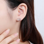 Kolczyki srebrne serduszka nieskończoność infinity z cyrkoniami - obrazek 3