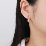 Kolczyki srebrne z opalem i cyrkoniami - obrazek 3