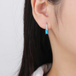 Kolczyki srebrne z opalem i cyrkoniami - obrazek 3