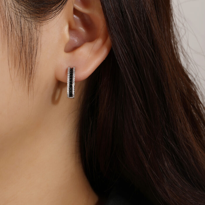 Kolczyki srebrne cyrkonie czarne i białe - obrazek 3