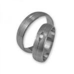 Obrączki złote J049 półokrągłe