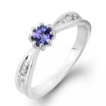 Pierścionek złoty z tanzanitem i diamentami J-PD72