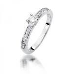 Pierścionek złoty z diamentami BD-W288B