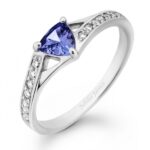 Pierścionek złoty z tanzanitem i diamentami J-PD55