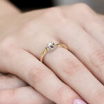 Pierścionek złoty z diamentem BD-W329 - obrazek 4