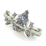 Pierścionek złoty gruszka z diamentami laboratoryjnymi