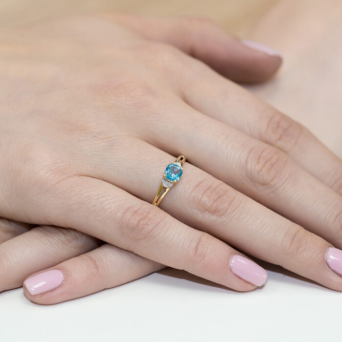 Pierścionek złoty z topazem i diamentami BD-W39 - obrazek 4