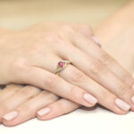 Pierścionek złoty z rubinem i diamentami BD-W28 - obrazek 4