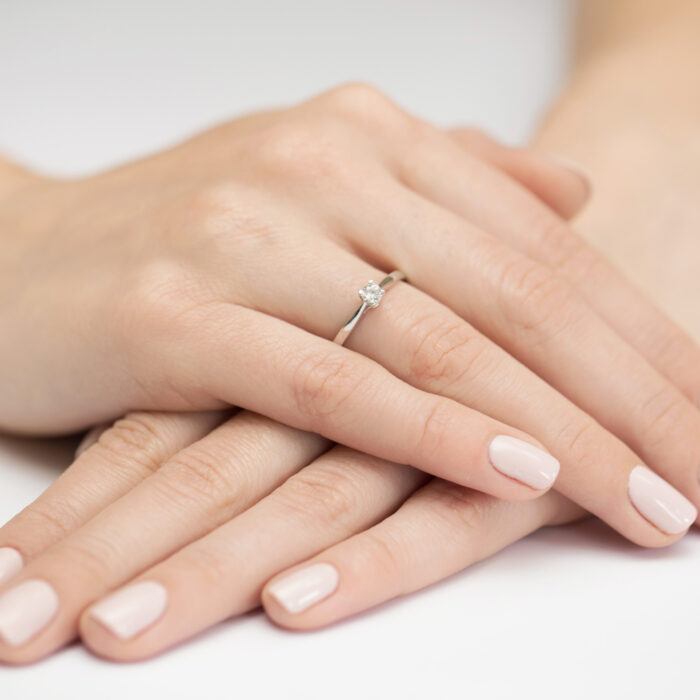 Pierścionek złoty z diamentem  BD-W335 - obrazek 4