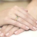 Pierścionek złoty z szafirem i diamentami BD-W26 - obrazek 4