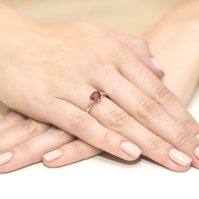 Pierścionek złoty z rubinem i diamentami BD-W12 - obrazek 4