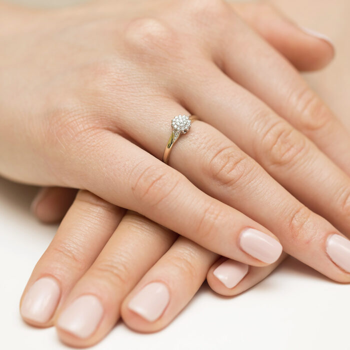 Pierścionek złoty z diamentami BD-W419 - obrazek 4