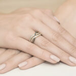 Pierścionek złoty z czarnymi diamentami BD-W215 - obrazek 4