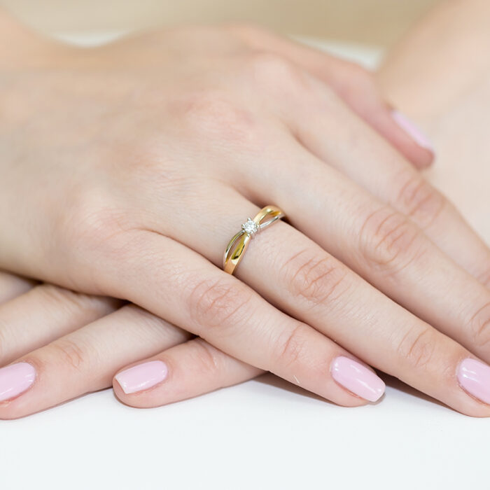 Pierścionek złoty z diamentem BD-W248 - obrazek 4