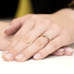 HIT Pierścionek złoty z diamentami BD-W258 - obrazek 4