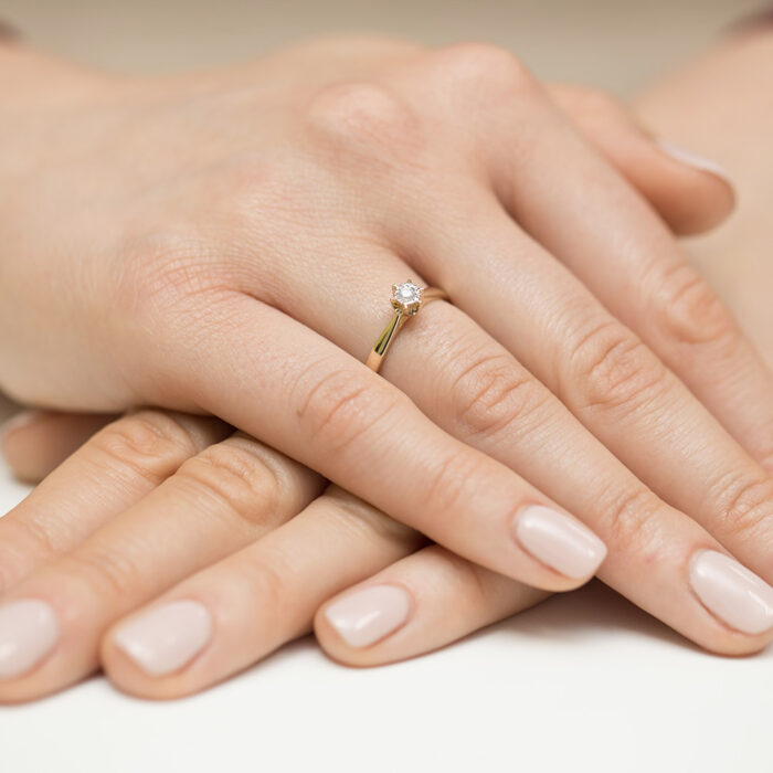 Pierścionek złoty z diamentem BD-W426 - obrazek 4