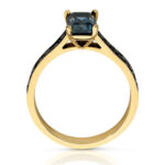 Pierścionek złoty z topazem i czarnymi diamentami - obrazek 2