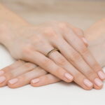 Pierścionek złoty z czarnymi diamentami BD-W0446 - obrazek 2