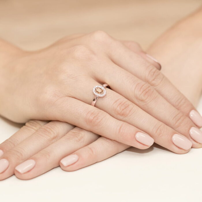 Pierścionek złoty z morganitem i diamentami BD-W330 - obrazek 4