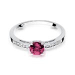 Pierścionek złoty z rubinem i diamentami BD-W66B - obrazek 2