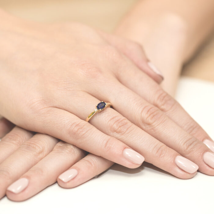 Pieścionek złoty z szafirami i diamentami BD-W06 - obrazek 4