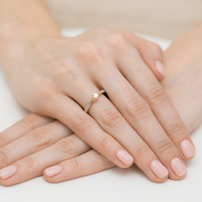 Pierścionek złoty z diamentami BD-W453 - obrazek 4