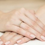 Pierścionek złoty z diamentami BD-W201 - obrazek 4