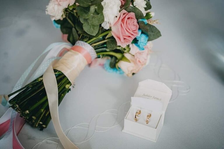 d9b582c5-b0ee-4e50-8534-5383cf27f681