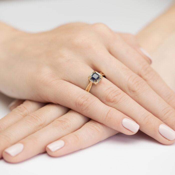 Pierścionek złoty z szafirami i diamentami BD-W358 - obrazek 4