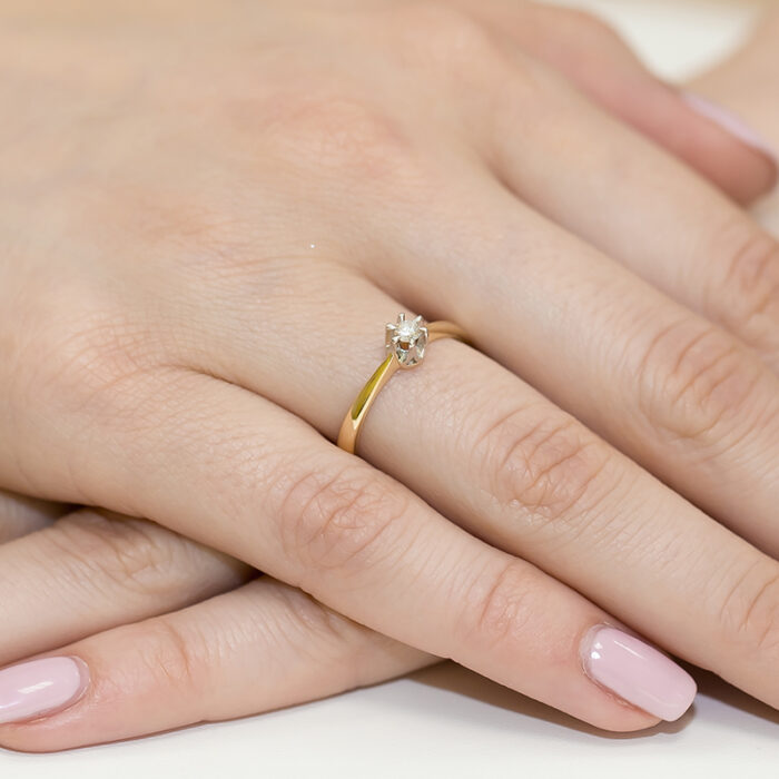 A Pierścionek złoty z diamentem BD-W111 - obrazek 4