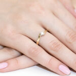 Pierścionek złoty z diamentem BD-W243 - obrazek 4